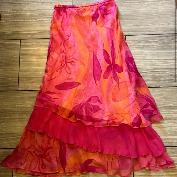 Vintage Y2K Vibrant Layered Maxi Skirt - Picture 3 of 5